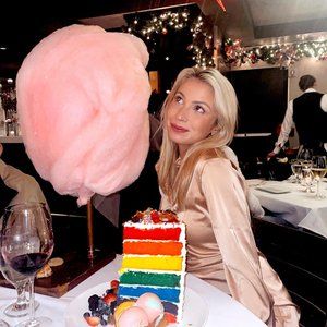 Meet your Posher, Mary kate